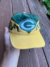 Load image into Gallery viewer, Vintage Green Bay Packers Spellout Hat
