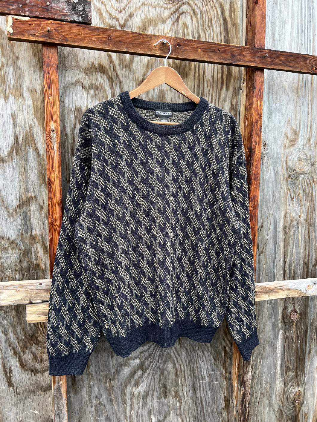 Vintage Jantzen Tan Pattern Sweater(L)