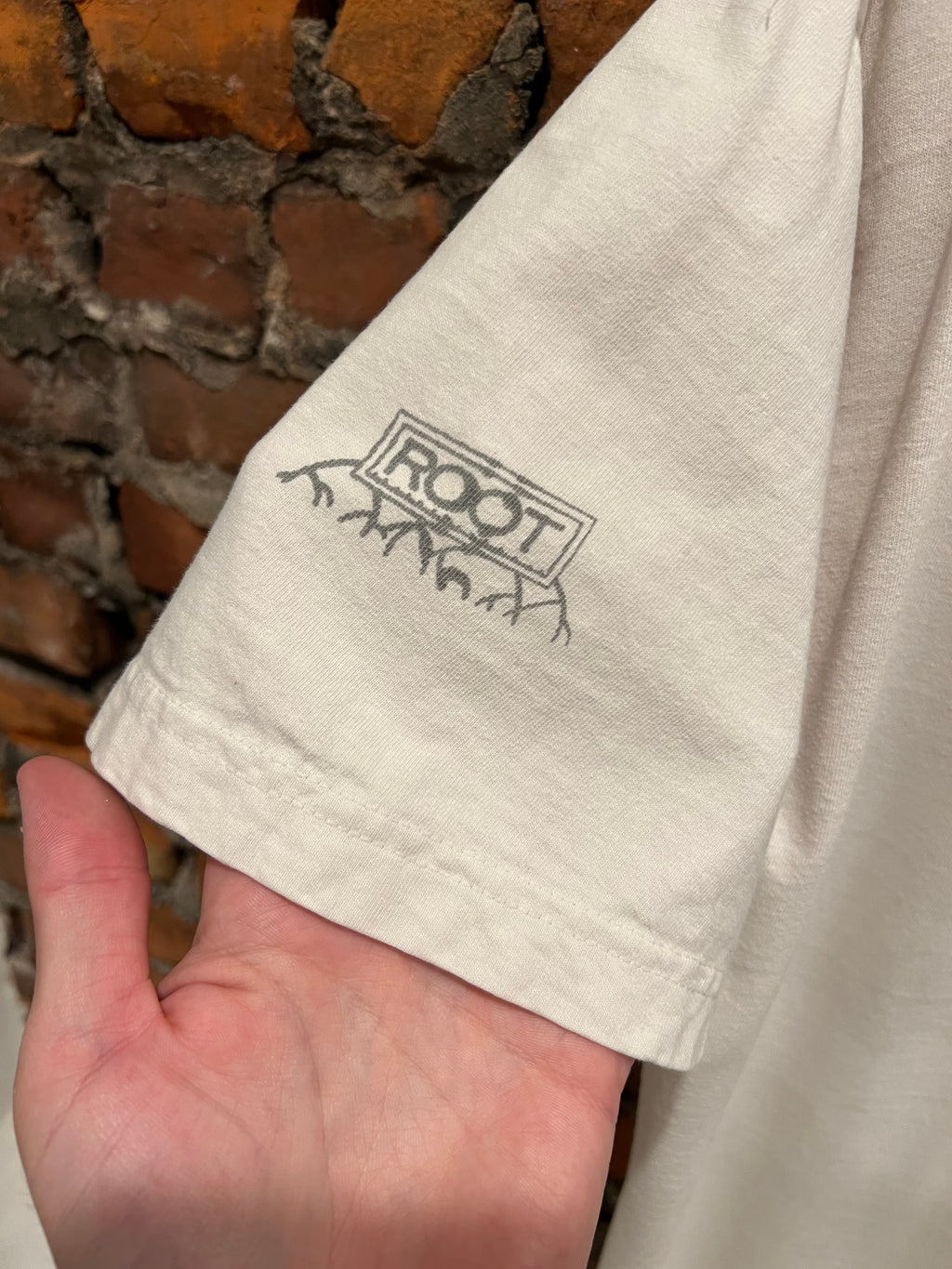 Vintage Root Art T-Shirt (XL)