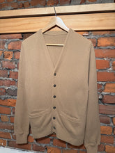 Load image into Gallery viewer, True Vintage Tan Cardigan Sweater (WS)
