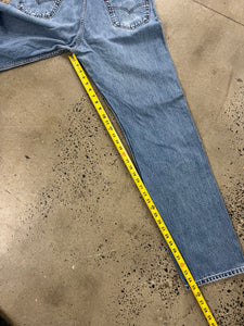 Vintage Levi’s 505 Jeans (34x35)