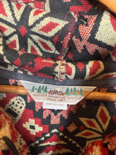 Load image into Gallery viewer, Vintage Eastern Mountain Sports Fleece Pullover (L)
