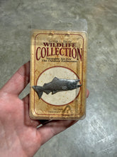 Load image into Gallery viewer, Lot of 6 Vintage Fish/Ocean Wildlife Pins
