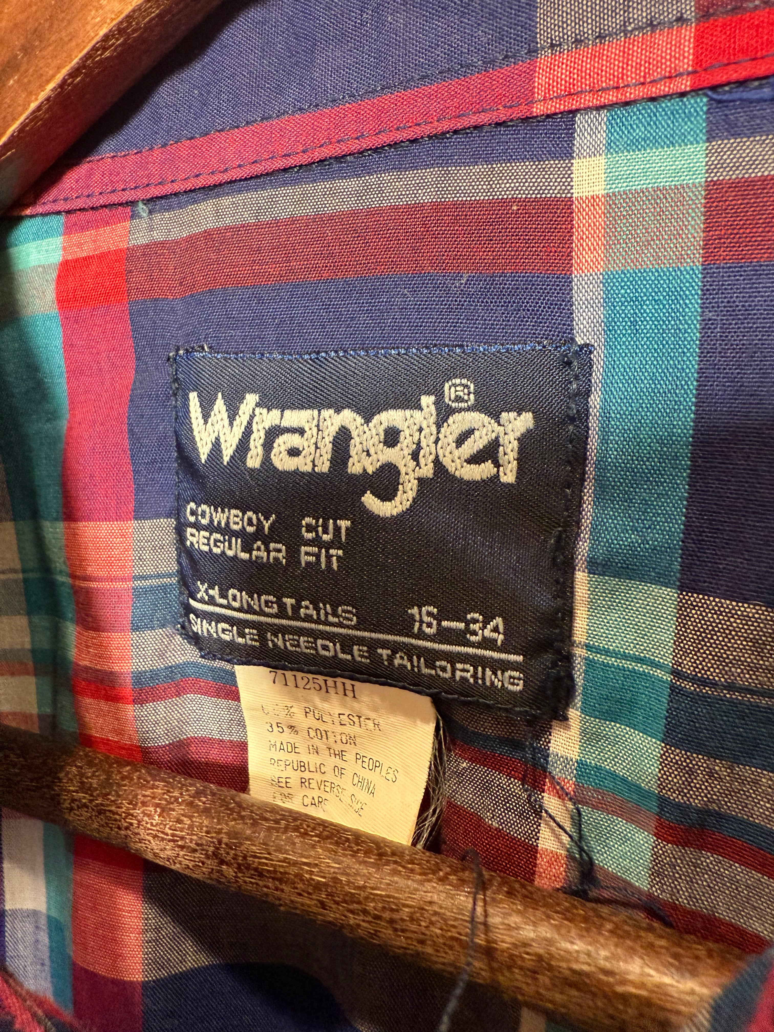 Vintage Wrangler Blue Red and White Pearl Snap Shirt (L)