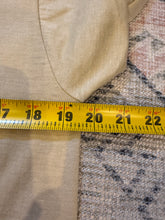 Load image into Gallery viewer, Vintage 1982 Leitzinger Bros Shirt (M)
