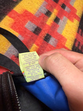 Load image into Gallery viewer, Vintage 1998 Scooby Doo Mini Backpack

