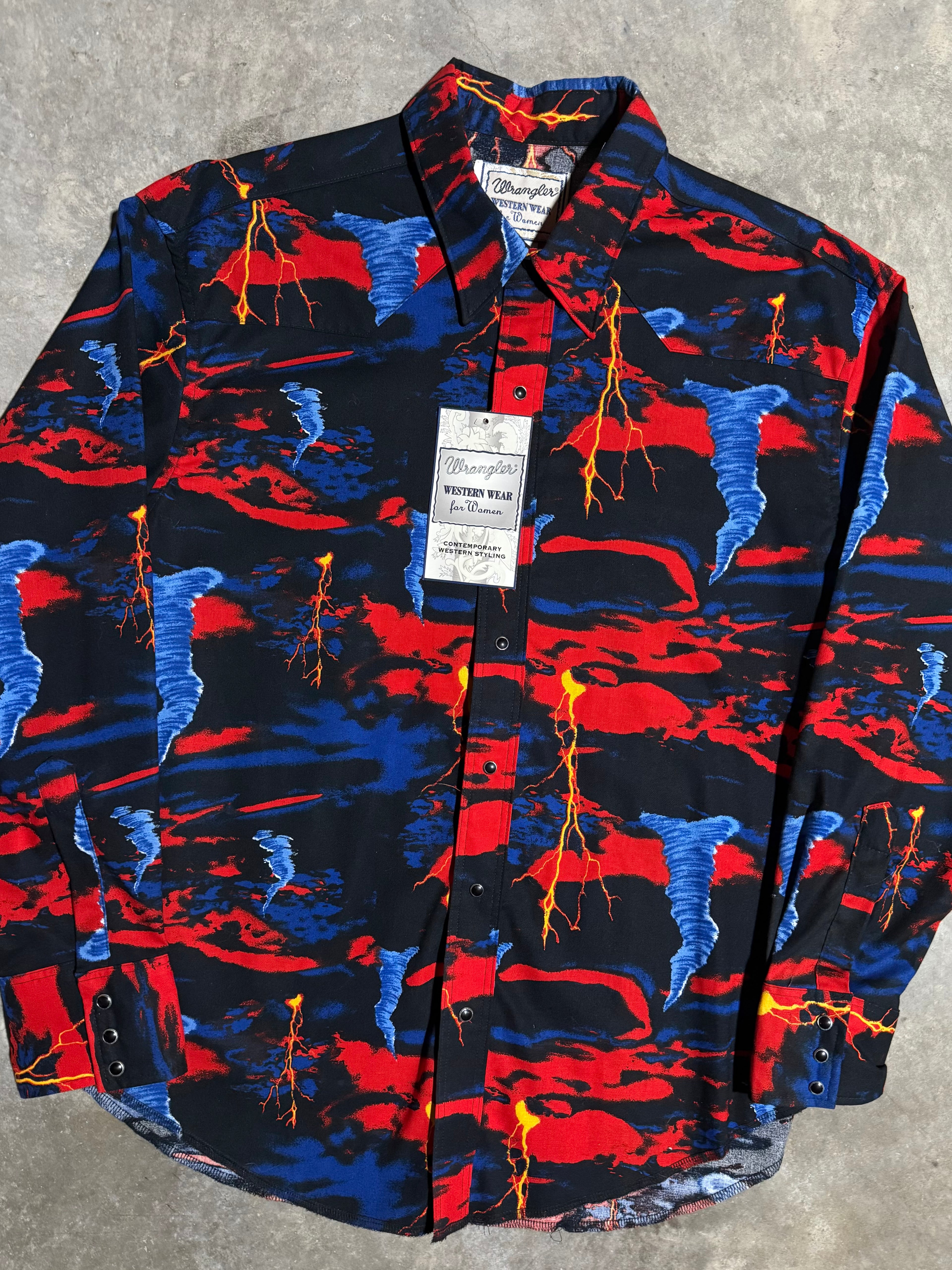 Vintage Wrangler Western Wear For Woman Tornado Pearl Snap Shirt (WXL)