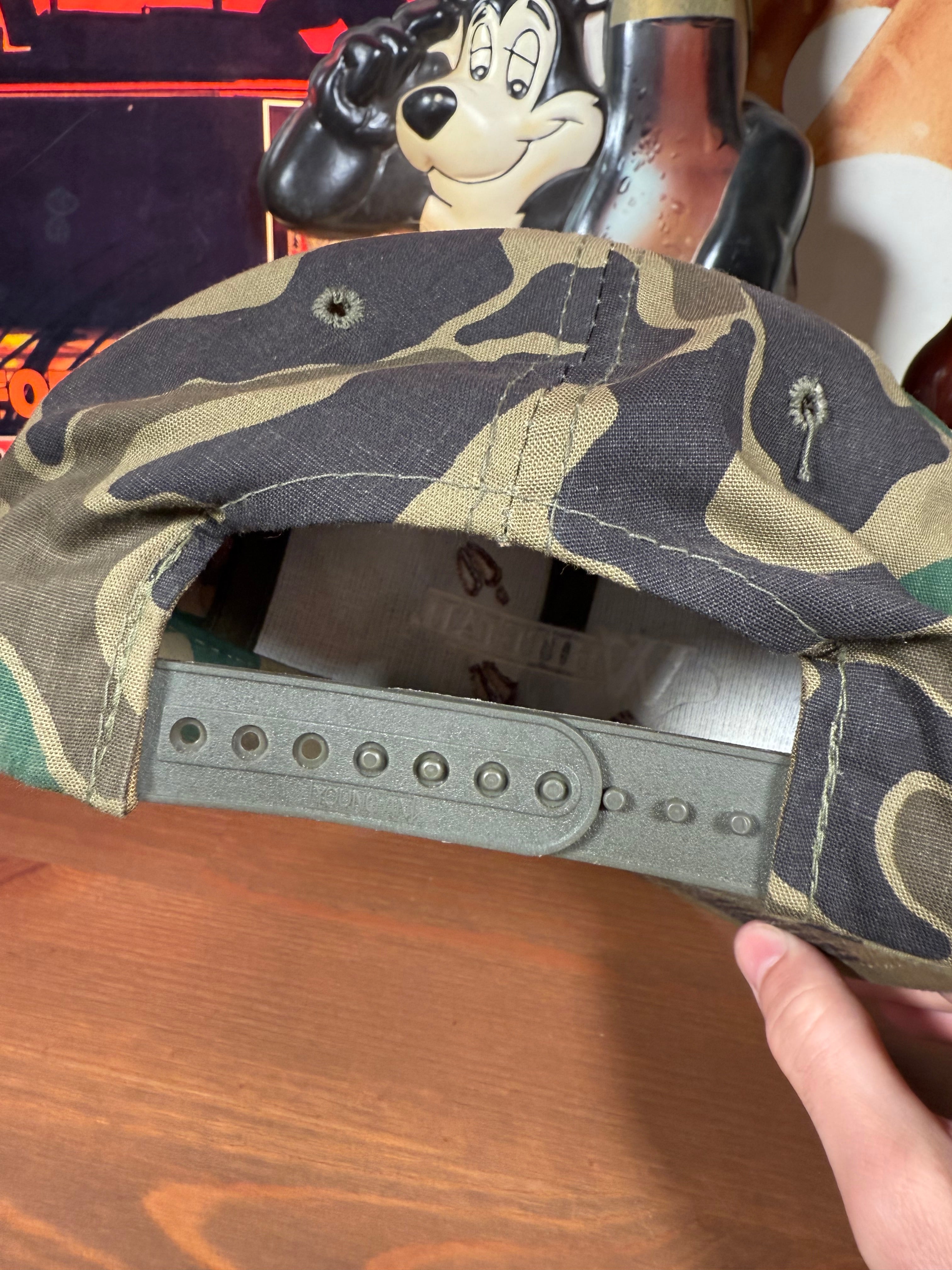 Vintage 80s Whitetail Deer Camo Trucker Hat