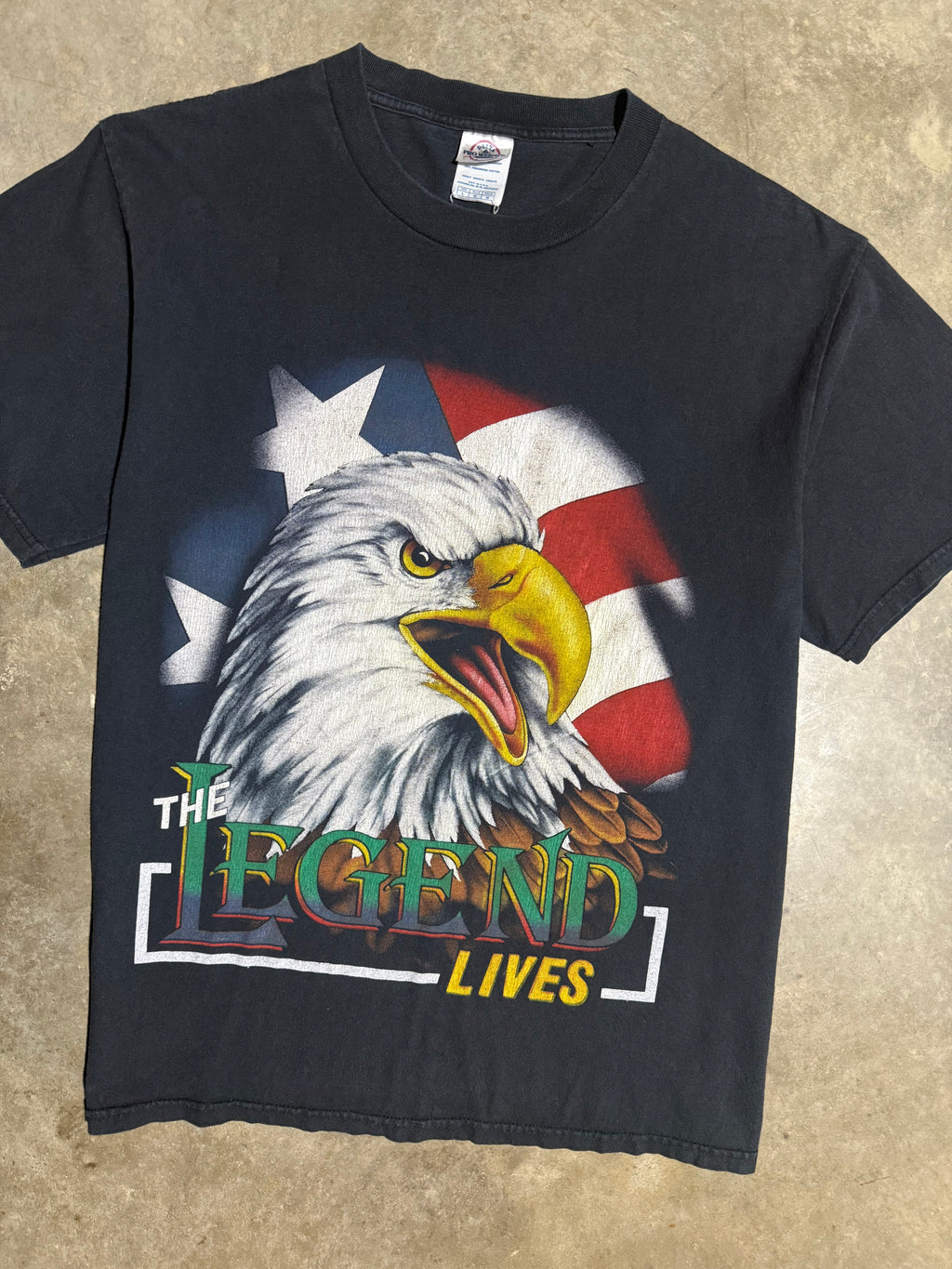 2000s The Legend Lives Bald Eagle Tee (L)