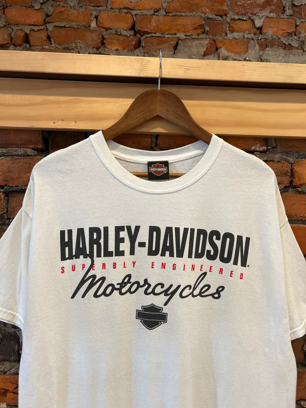 Modern Harley Davidson St Kitts Tee (XL)