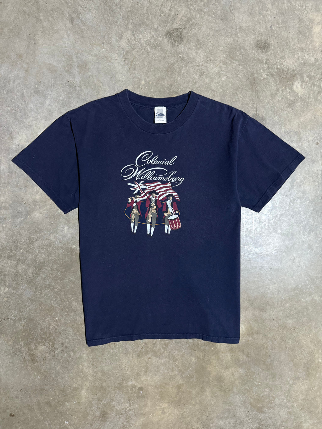 Vintage Colonial Williamsburg T-Shirt (L)