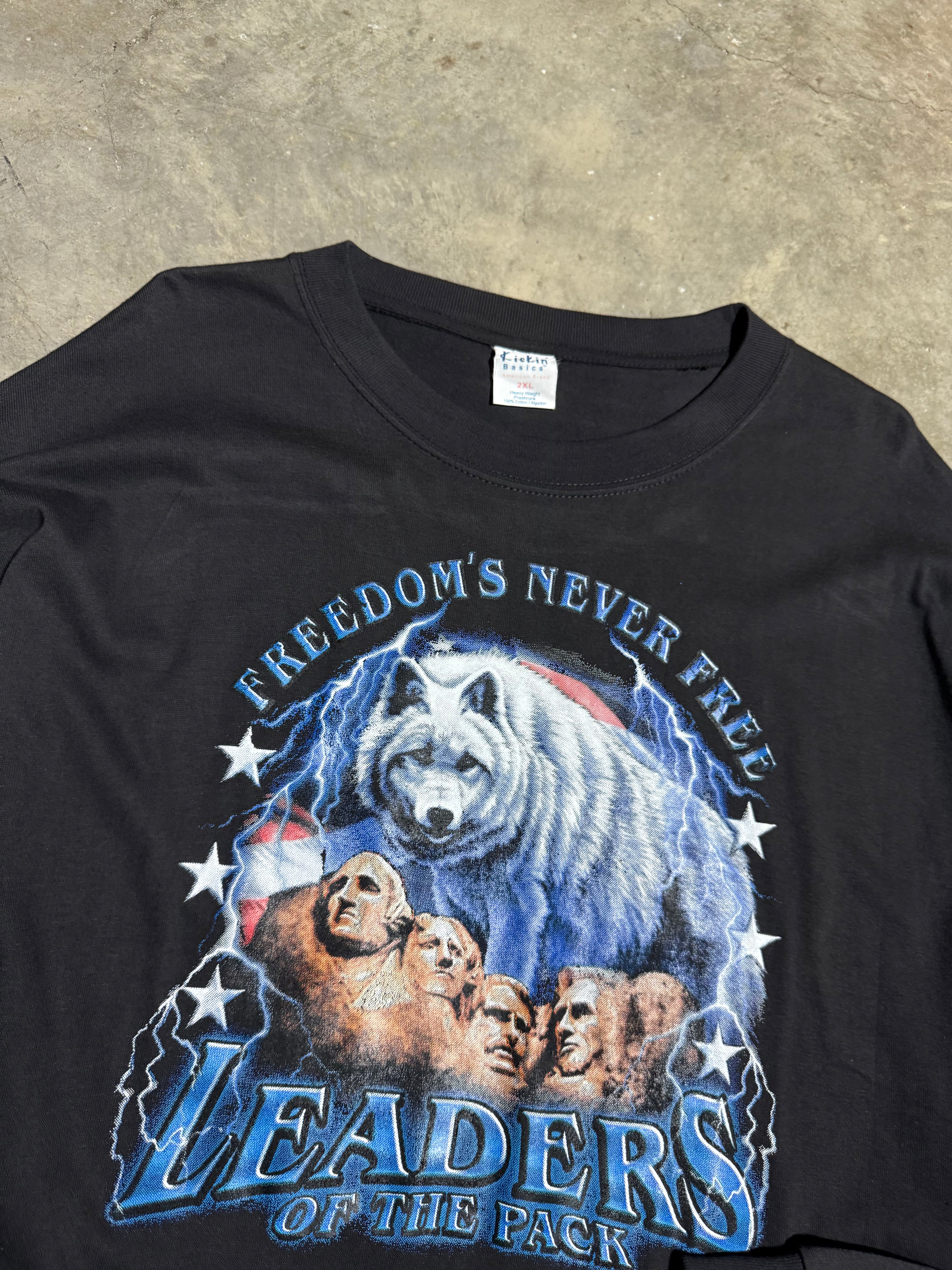 Vintage Leaders of the Pack Wolf Longsleeve (2XL)