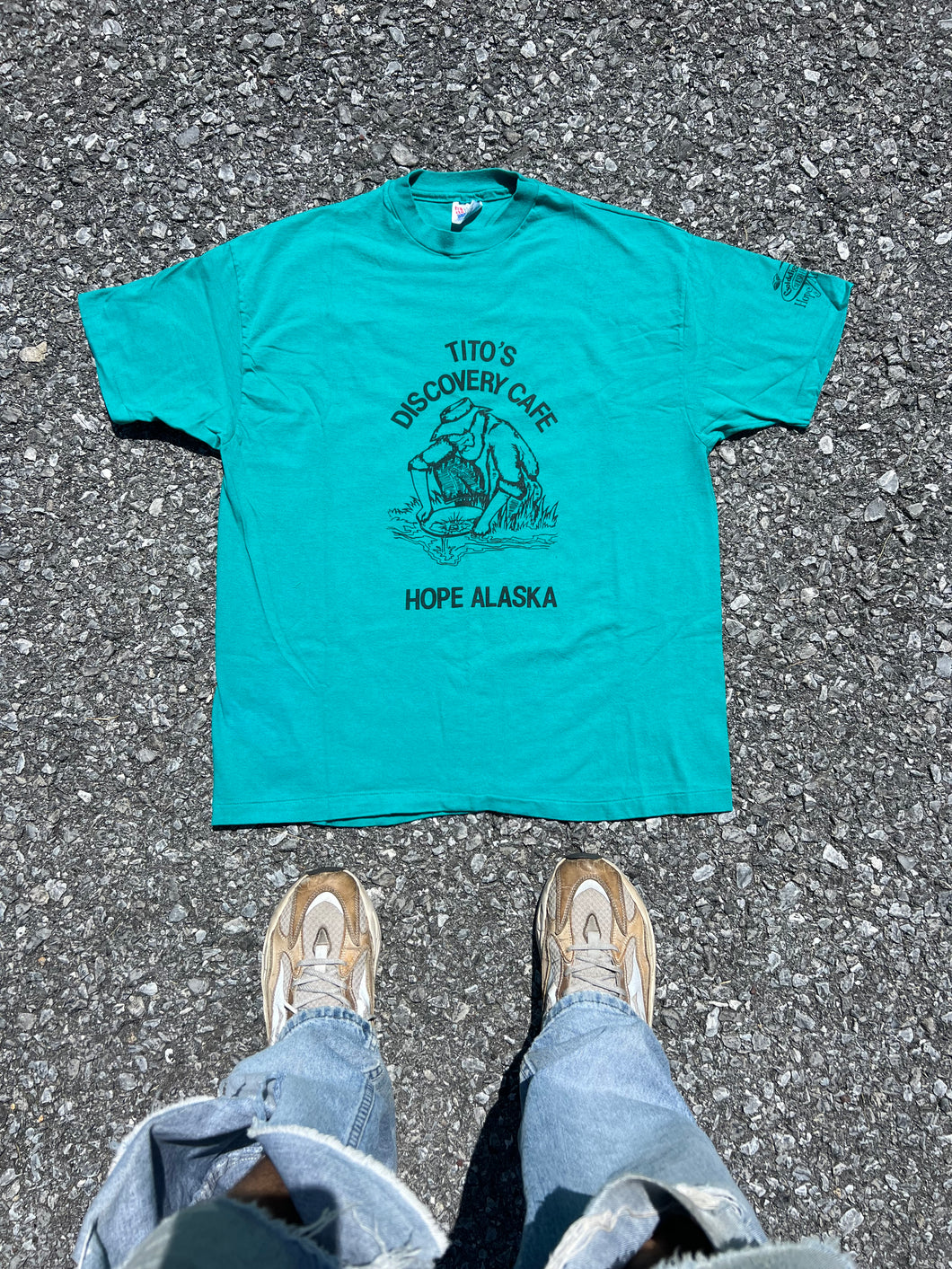 Vintage Discovery Cove Alaska Tee (XL)