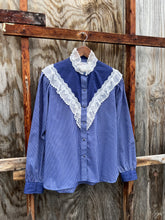 Load image into Gallery viewer, Vintage Kenny Rogers Womens Lace Shirt (WM, see measurements)
