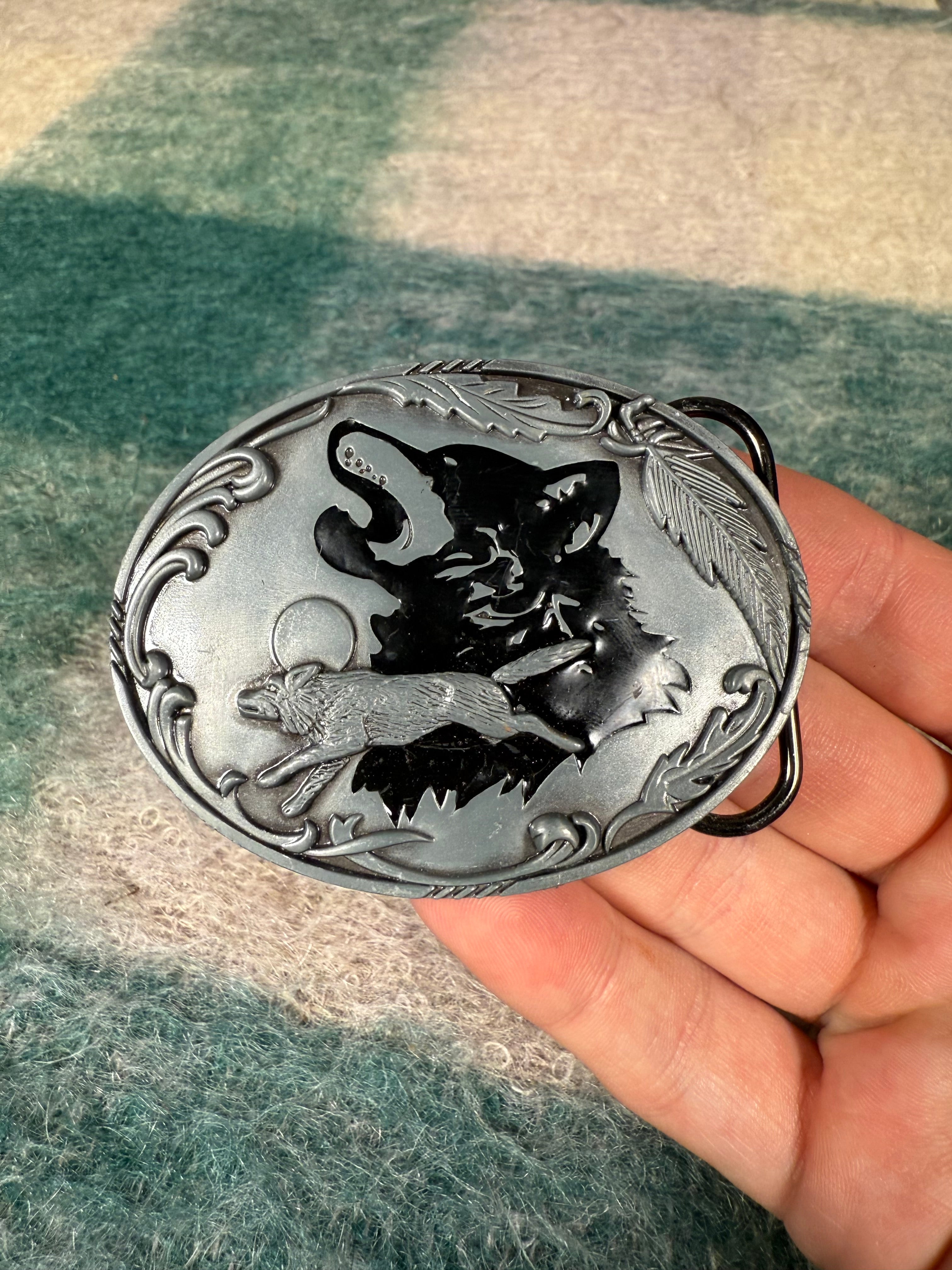 Vintage Wolf Shadow Belt Buckle