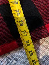 Load image into Gallery viewer, Vintage 70s Heavyweight Flannel Jacket (XL)
