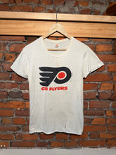 Load image into Gallery viewer, True Vintage 1970s Philadelphia Flyers Distressed T-Shirt (S/M)
