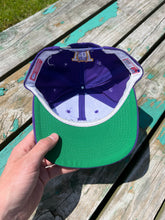 Load image into Gallery viewer, Vintage Washington Huskies Sports Specialties SnapBack Hat
