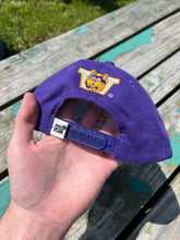 Load image into Gallery viewer, Vintage Washington Huskies Sports Specialties SnapBack Hat
