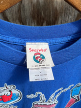 Load image into Gallery viewer, Vintage 1997 Cat in the Hat Puffy Print Tee (M)
