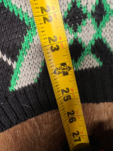Load image into Gallery viewer, Vintage Green/Black Pattern Sweater (WM)
