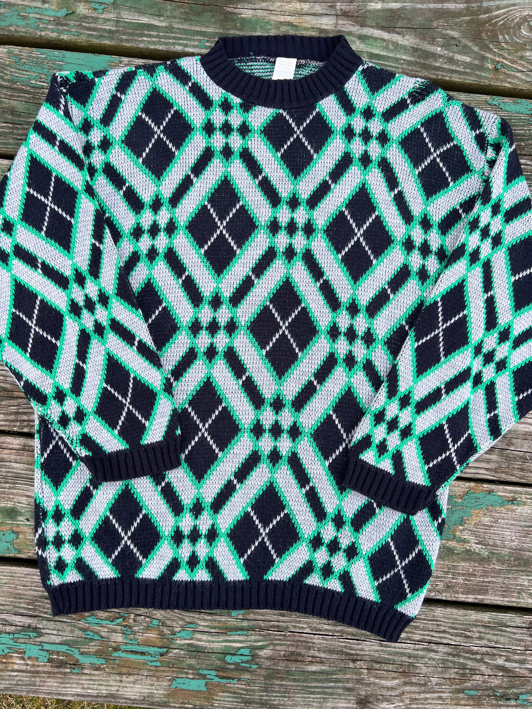 Vintage Green/Black Pattern Sweater (WM)